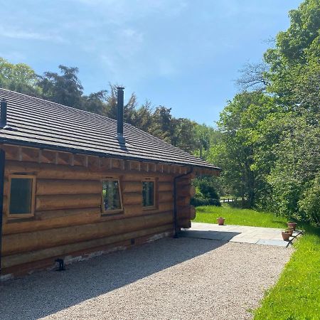 Ewes Water Log Cabins Langholm Εξωτερικό φωτογραφία