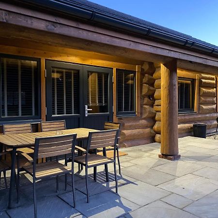 Ewes Water Log Cabins Langholm Εξωτερικό φωτογραφία