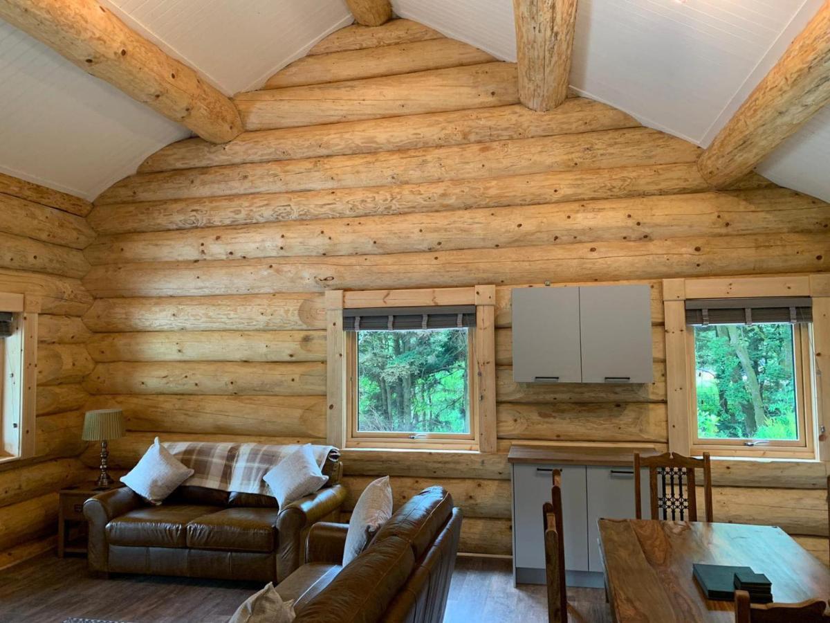 Ewes Water Log Cabins Langholm Εξωτερικό φωτογραφία