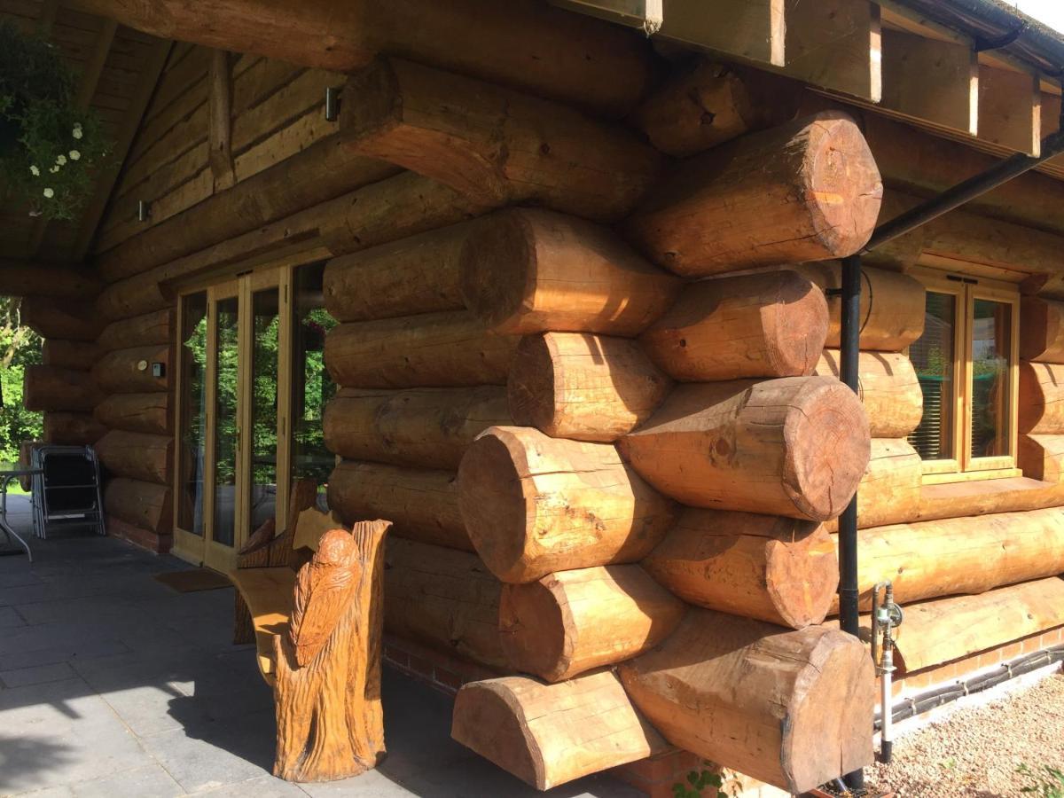 Ewes Water Log Cabins Langholm Εξωτερικό φωτογραφία