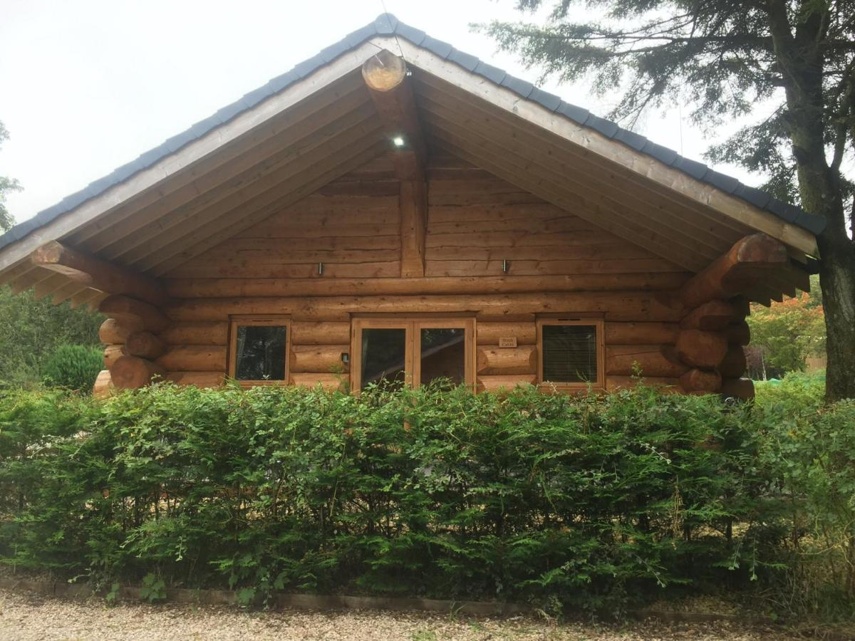 Ewes Water Log Cabins Langholm Εξωτερικό φωτογραφία