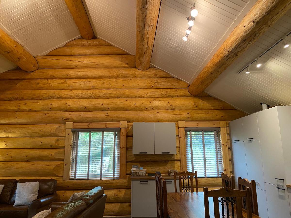 Ewes Water Log Cabins Langholm Εξωτερικό φωτογραφία